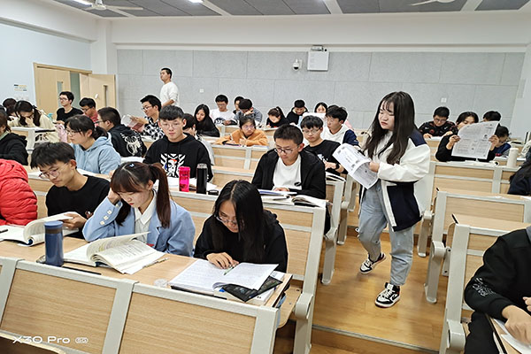 14cb8fc4a1e141d29ecca049d225be43.jpg IMG_20201025_200618.jpg