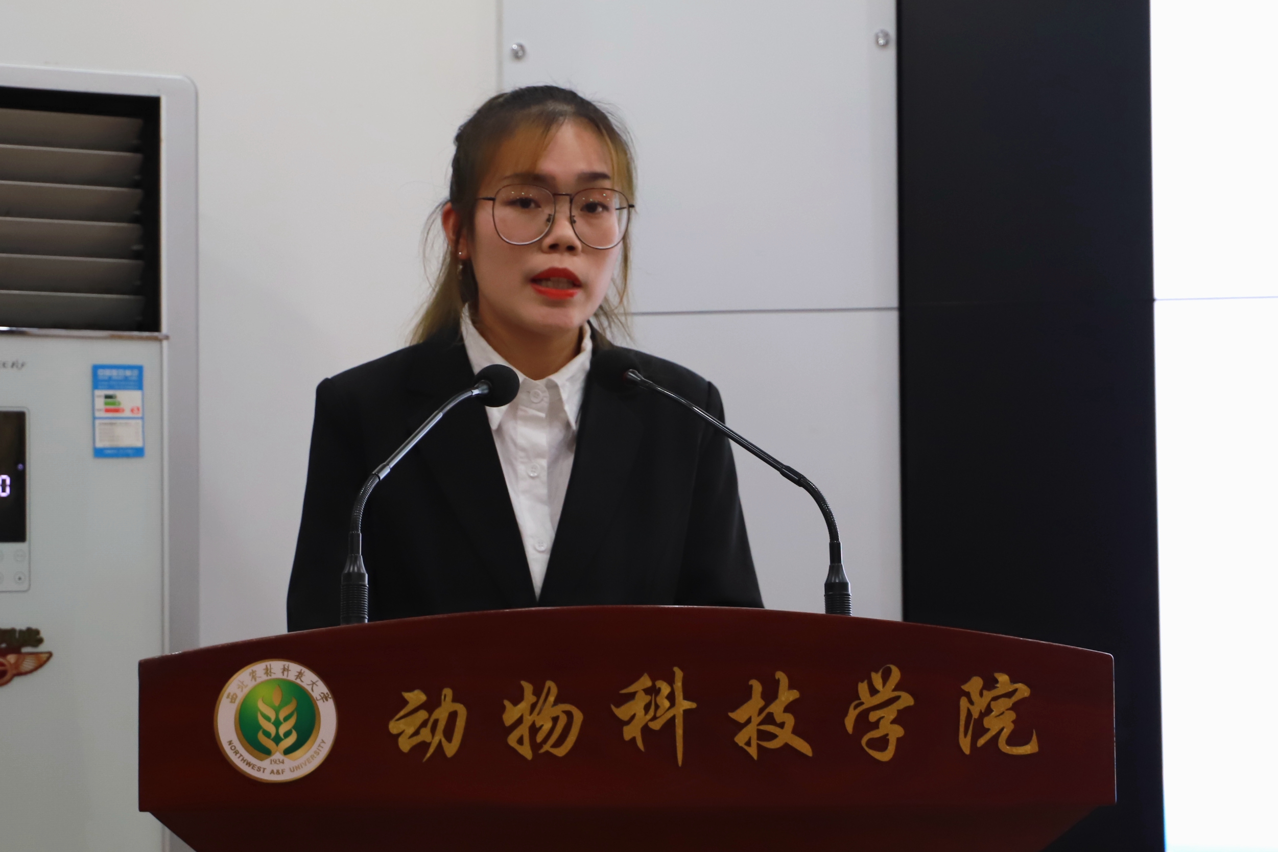 c1a1f63ccee64371b1cfd81b4a6837ee.jpg c1a1f63ccee64371b1cfd81b4a6837ee.jpg