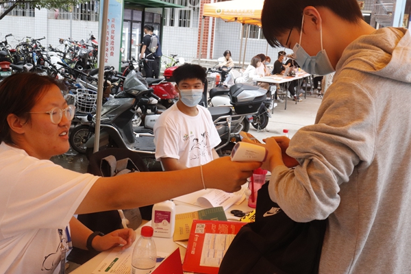 2da2eadc23ac47c592ea2b7a6c4c966f.jpg _MG_0717.JPG