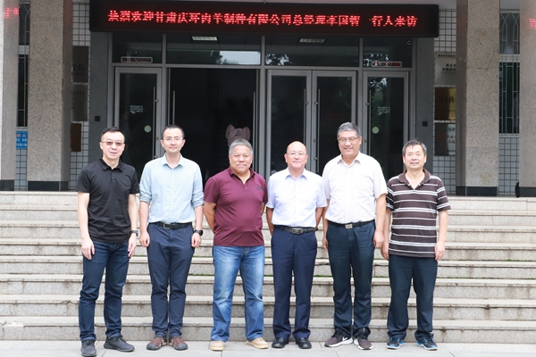 67846eb9e7c04b5fa670b0bcbabf6cf4.jpg IMG_1002.JPG