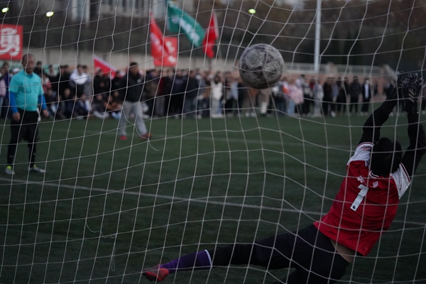 983d94e71c124876b91b5931de010702.jpg 进球.jpg