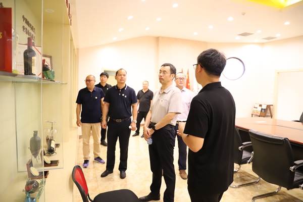 ceb3d35939a640498f062aa555557f3e.jpg 1.jpg