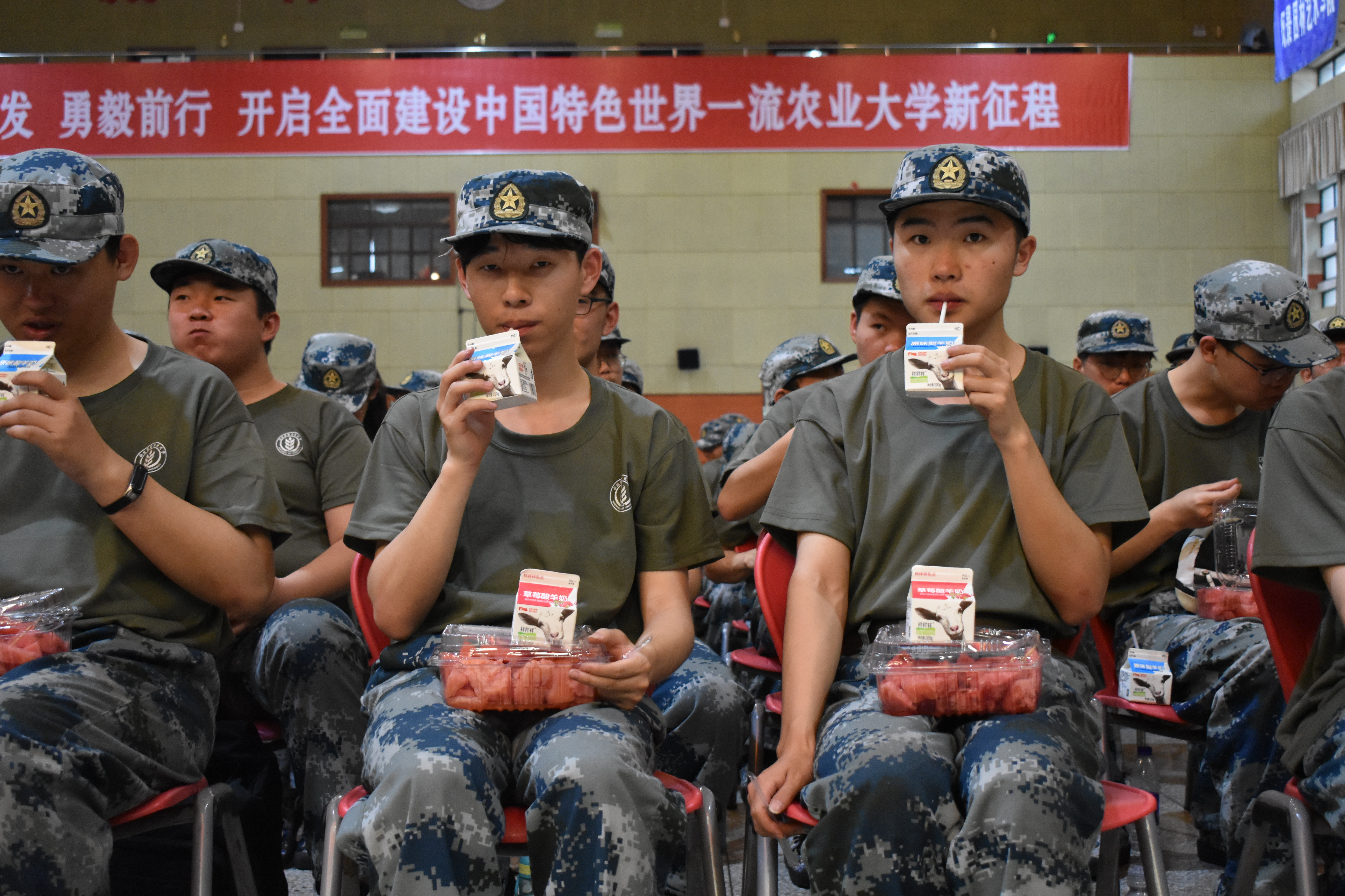 3d4d20588c804e69bf81029a57478a0b.jpg 3d4d20588c804e69bf81029a57478a0b.jpg