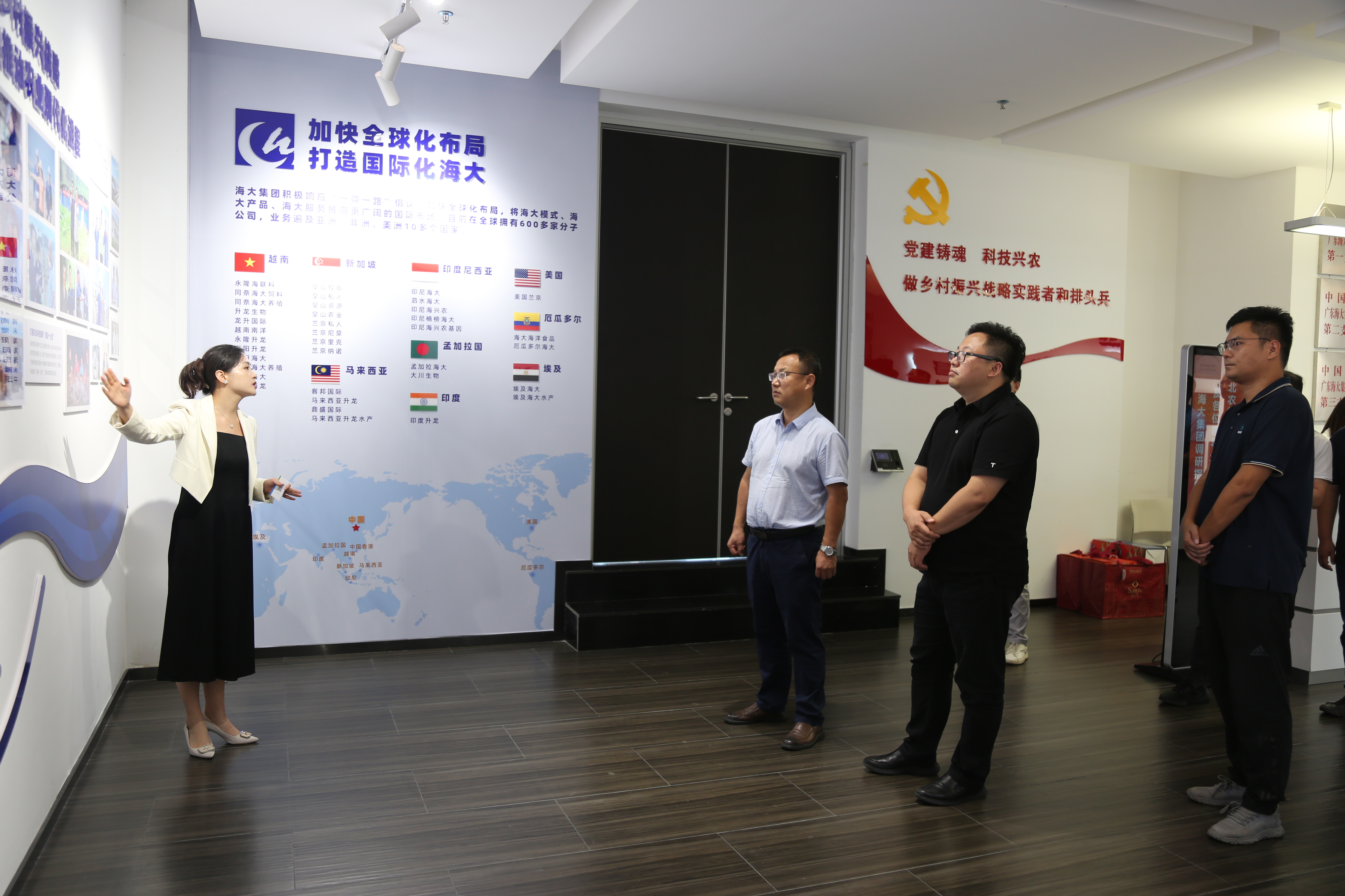 57cc07b6d70e4370a2cc2e24cd8ef3ca.jpg 57cc07b6d70e4370a2cc2e24cd8ef3ca.jpg