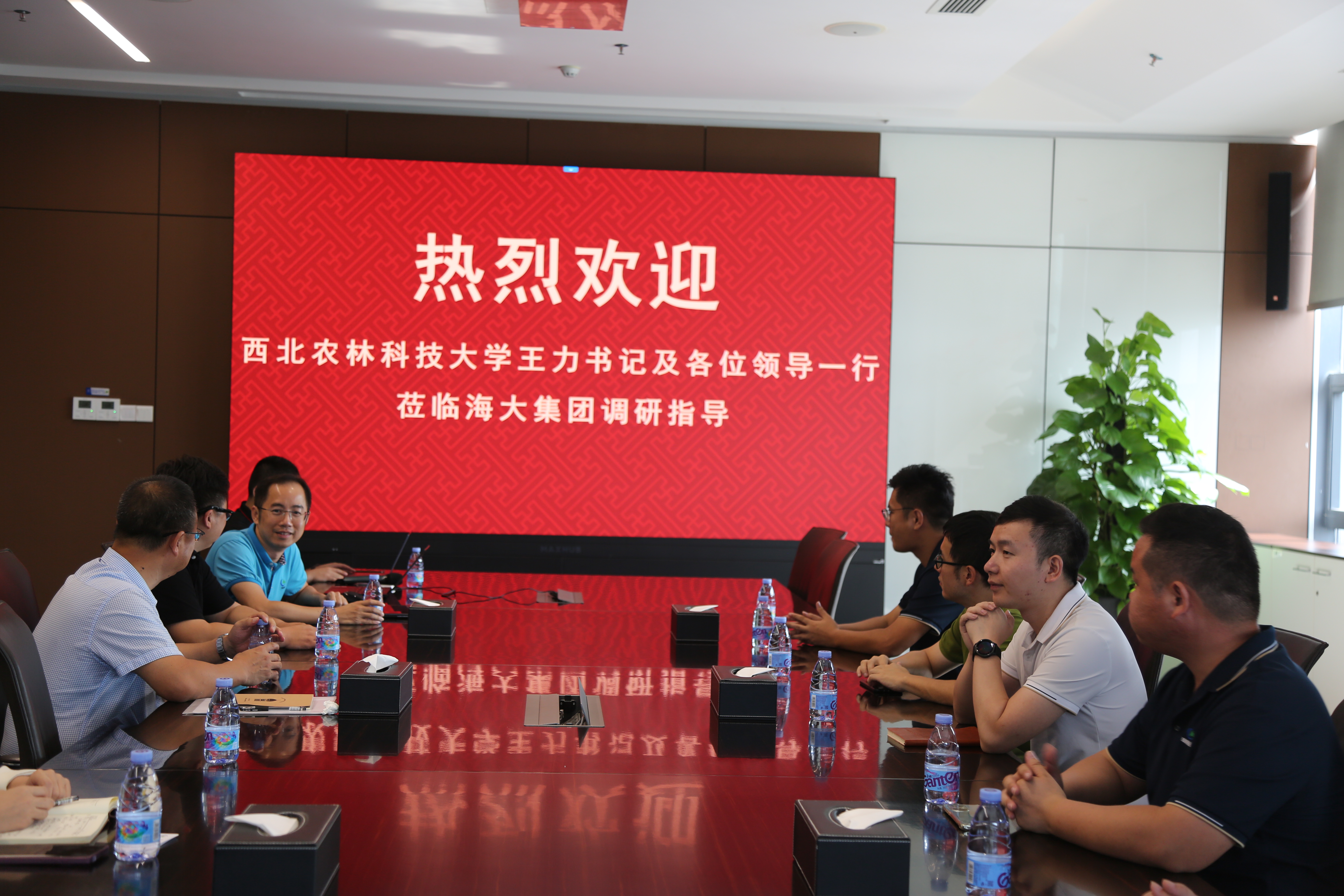 f7bf338f62354f8283e3af20bd6591b7.jpg f7bf338f62354f8283e3af20bd6591b7.jpg