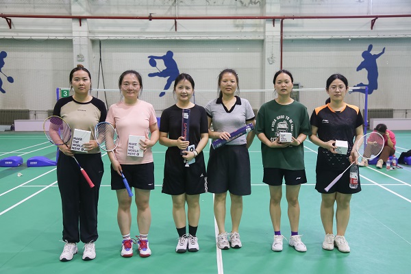 04ec4caa29b143c4b80bf859719b05e1.jpg 女双颁奖.jpg