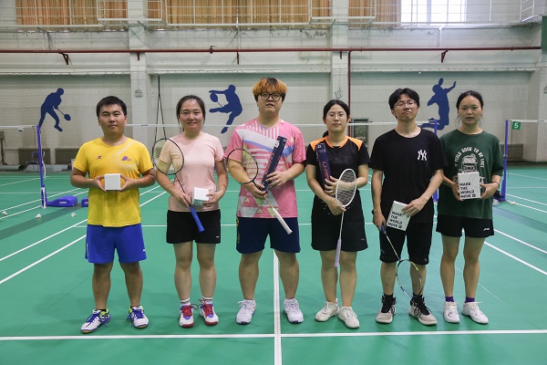 cf1f649b4223494a9b7c5e49f8451b6e.jpg 混双颁奖.jpg