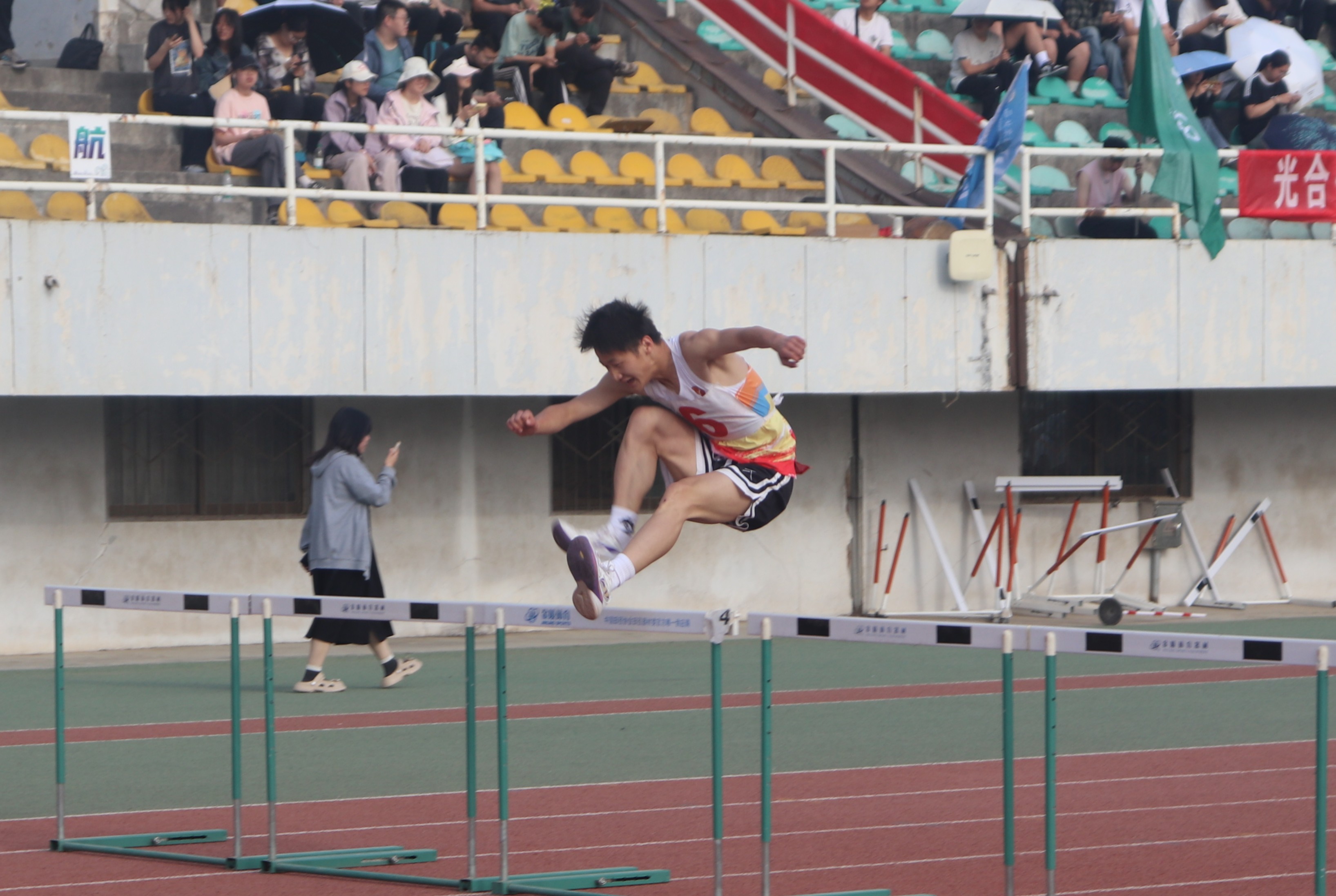 男子400米跨栏.JPG